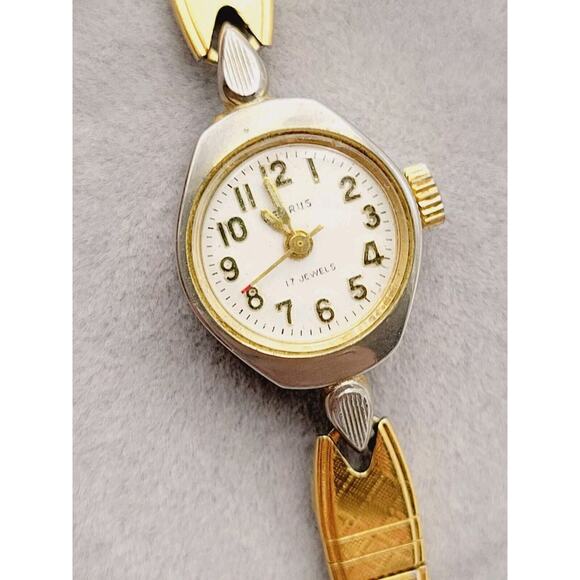 Vtg Benrus Art Deco Style Ladies 17 Jewels Gold Tone Running Manual Wind Watch main image 13